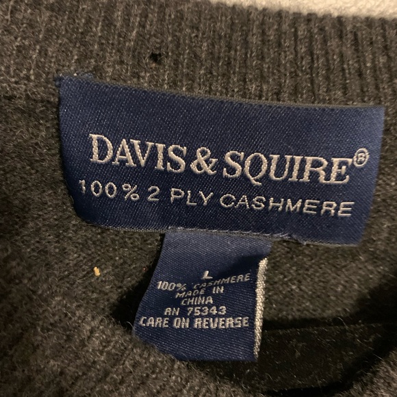 Sweater - Picture 3 of 5